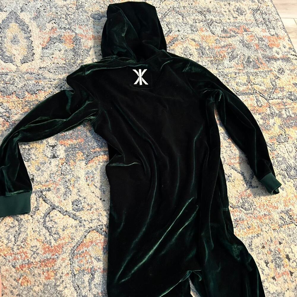 Onepiece kids velvet jumpsuit